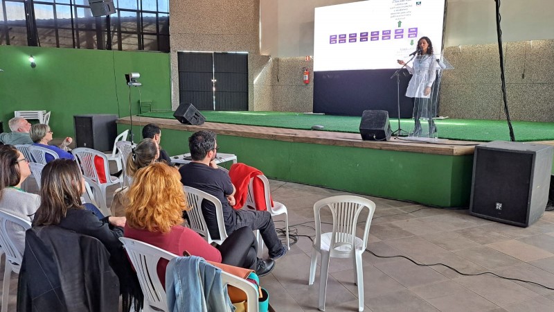 Fabíola Lopes abordou o Laren Foto Fernando Dias Seapdr