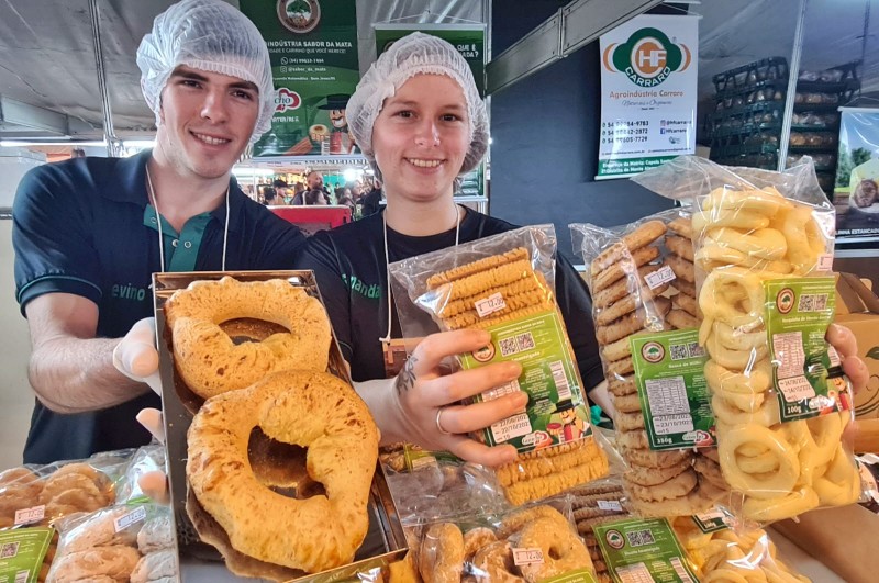 De Bom Jesus: jovens agricultores Valdevino Alano e Fernanda dos Santos