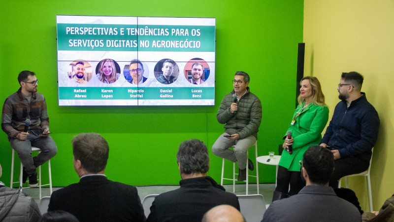 Governo e iniciativa privada debatem sobre a implementação de tecnologias no agronegócio