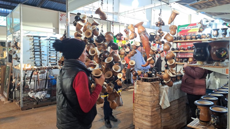 Quase 7 mil itens de artesanato foram comercializados nos três primeiros dias da Expointer