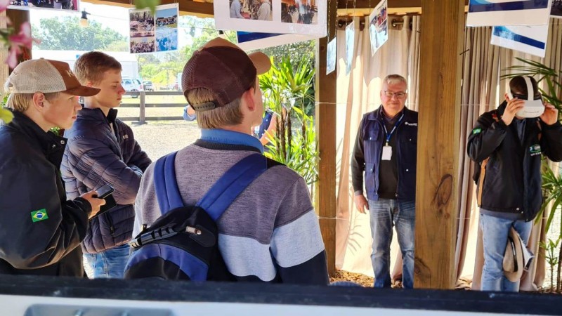 Emater/RS-Ascar estimula a sucessão rural para jovens serem futuros produtores