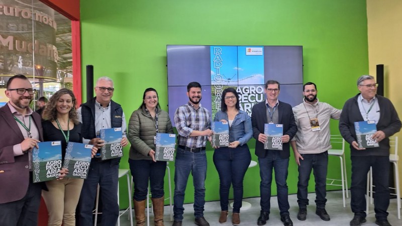 Lançamento da revista ocorreu no auditório do estande do Governo RS, no Pavilhão Internacional