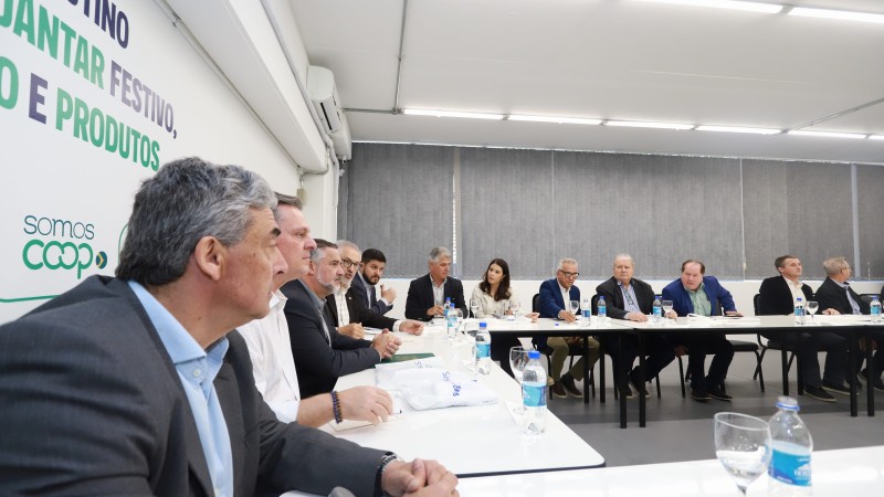 A foto mostra a reunião desta quinta- feira 
