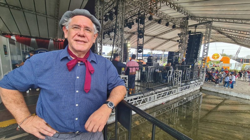 O cantautor e compositor Mauro Moraes, de Uruguaiana