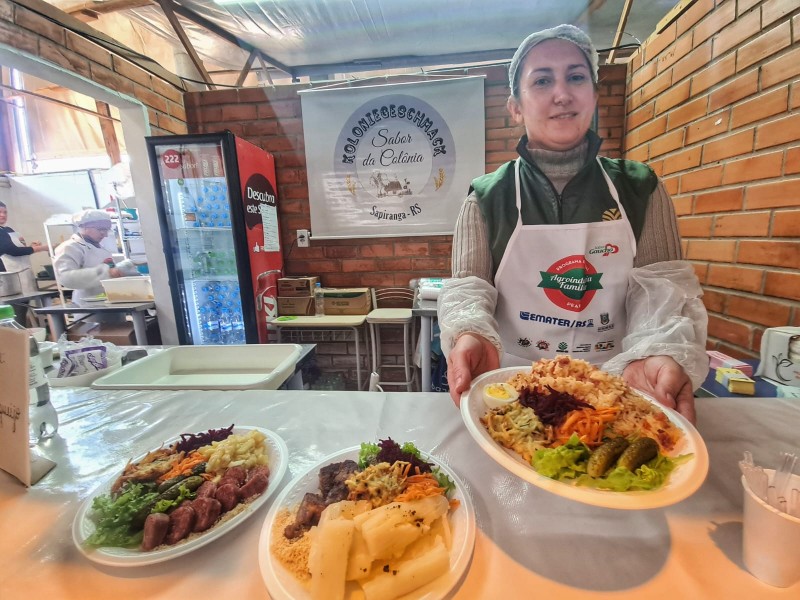 Regina, da cooperativa de mulheres Sabor da Colônia Koloniegeschmack