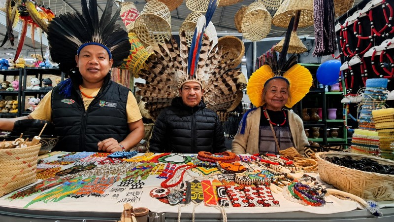 Ind&iacute;genas da etnia Xokleng, de Santo Ant&ocirc;nio da Patrulha, apresentaram artesanato de sua comunidade